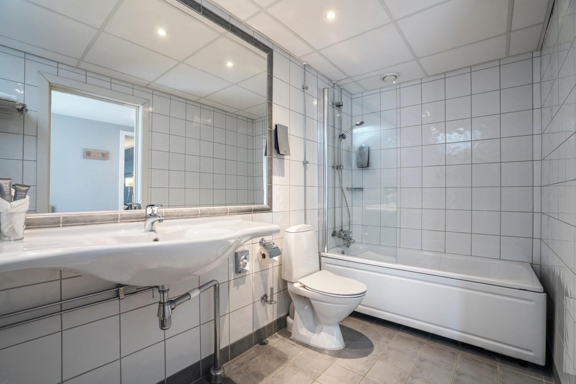 Thon Hotel Lillestrøm Esterno foto
