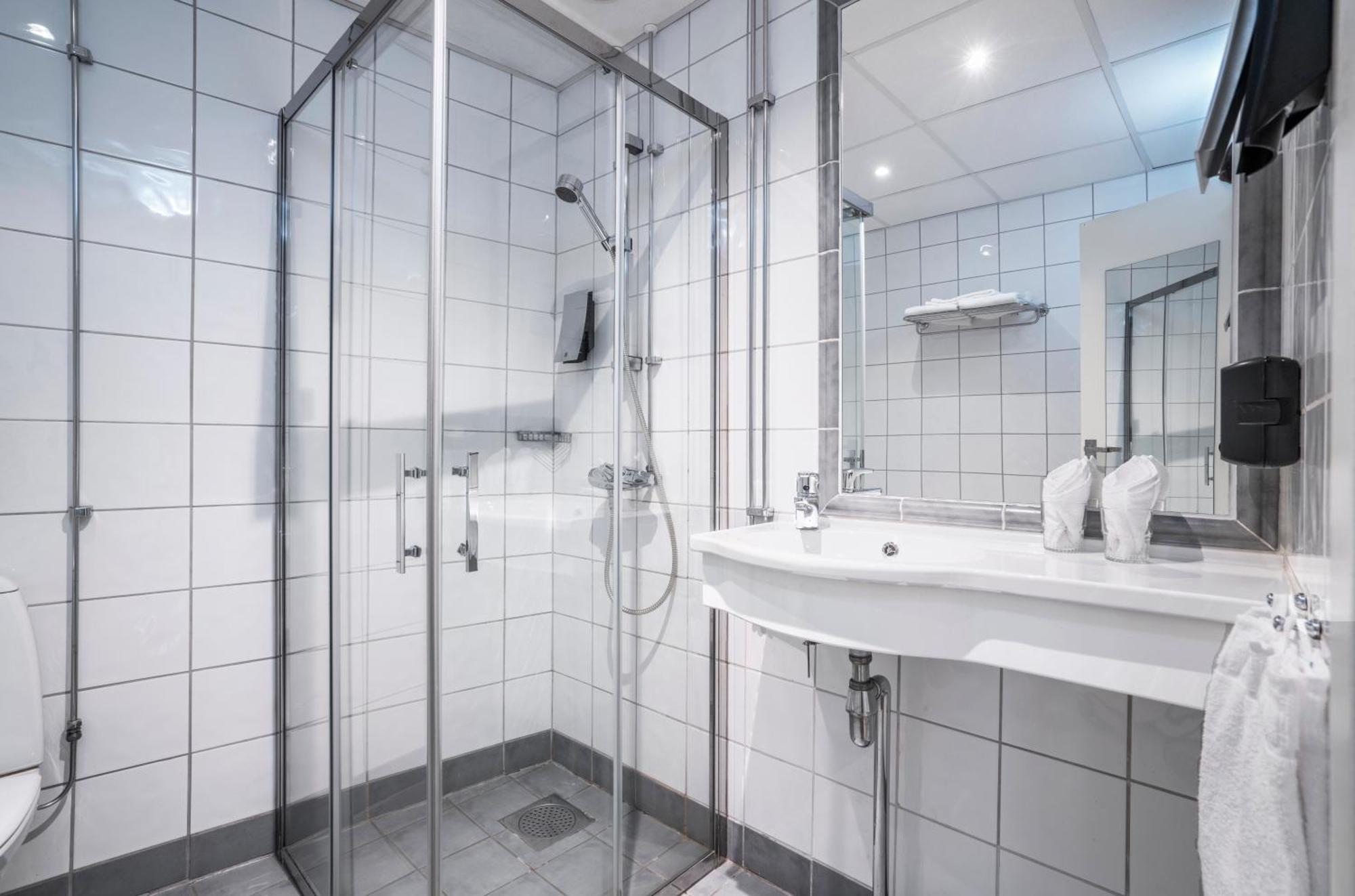 Thon Hotel Lillestrøm Esterno foto